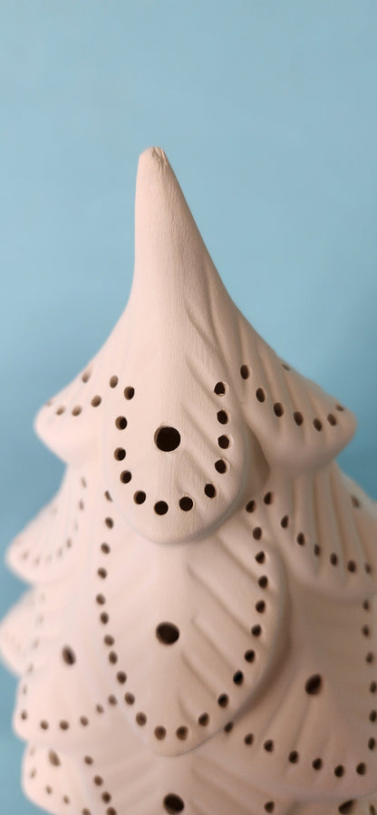 Baby Cramer Ceramic Tree, 7-Inch Ready-to-Paint Decor
