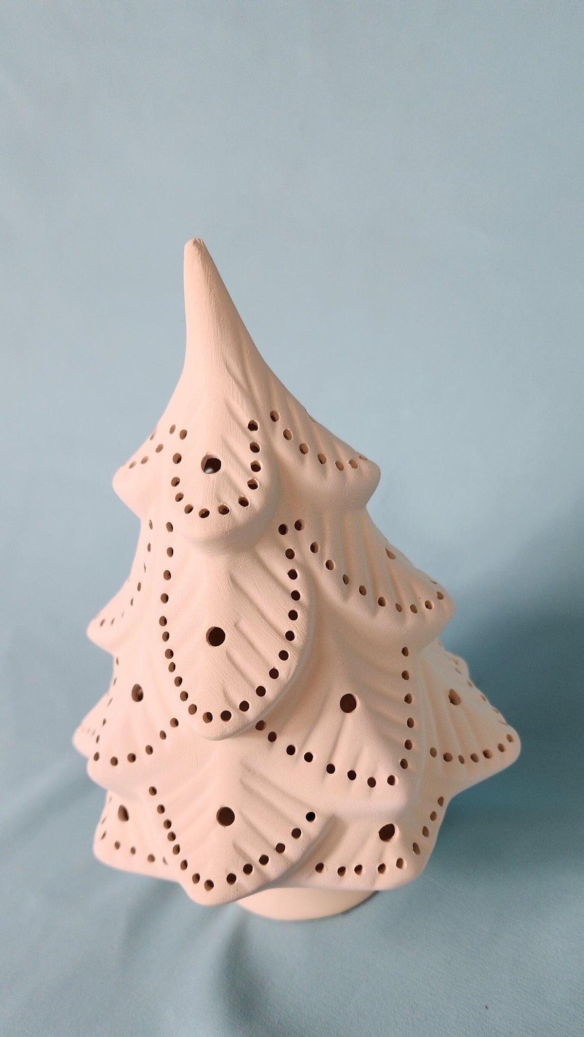 Baby Cramer Ceramic Tree, 7-Inch Ready-to-Paint Decor